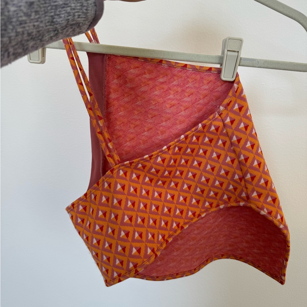 Geometric Patterned Halter Top - Picture 2 of 3